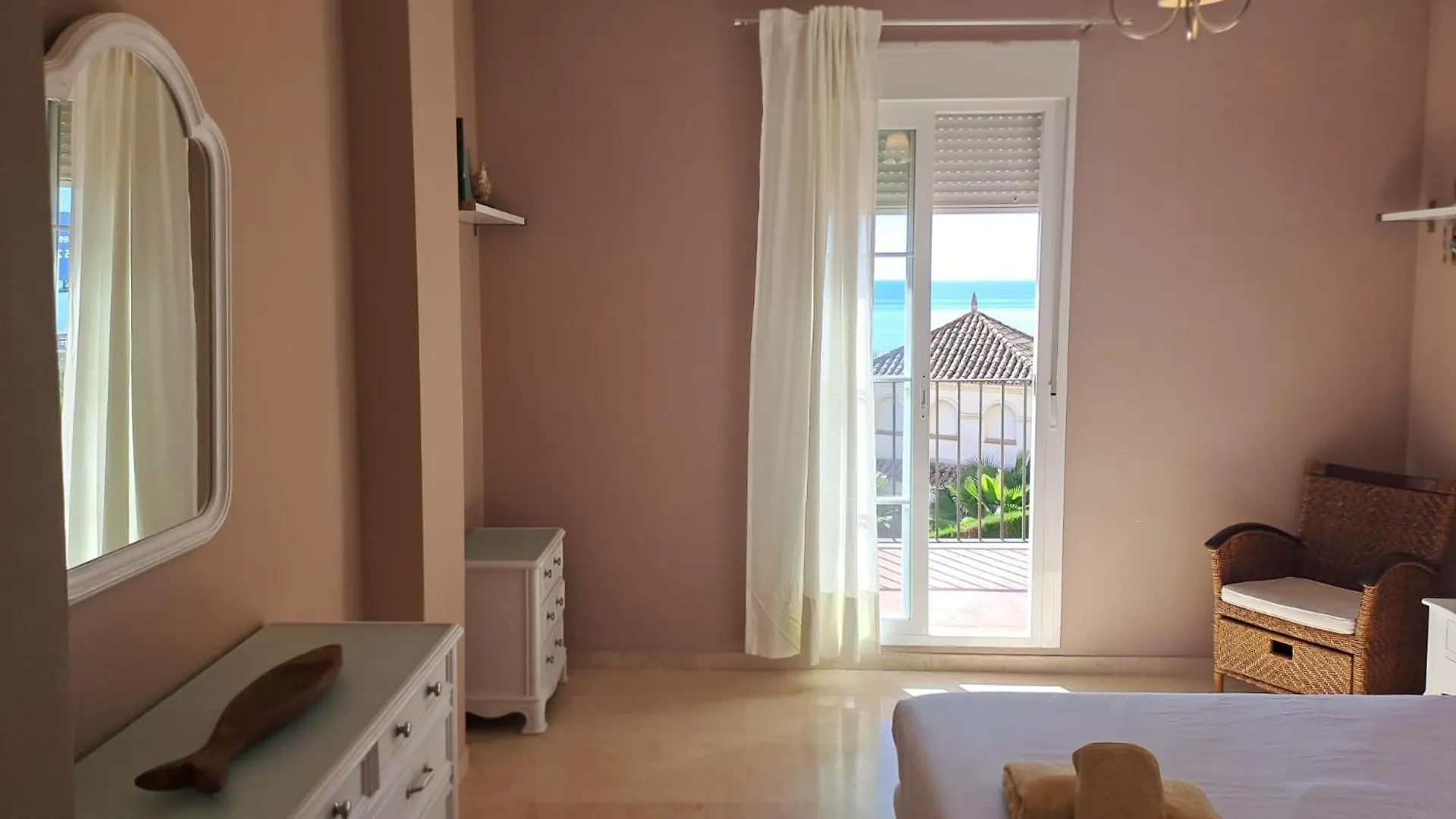 Amplio Y Cerca Del Mar Disponible Parking Apartman Manilva